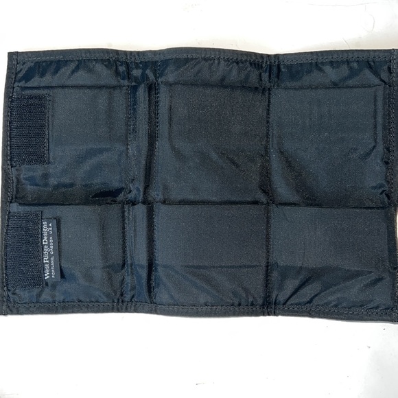 West Ridge Designs Six Pouch Travel Container Wallet - Picture 2 of 4